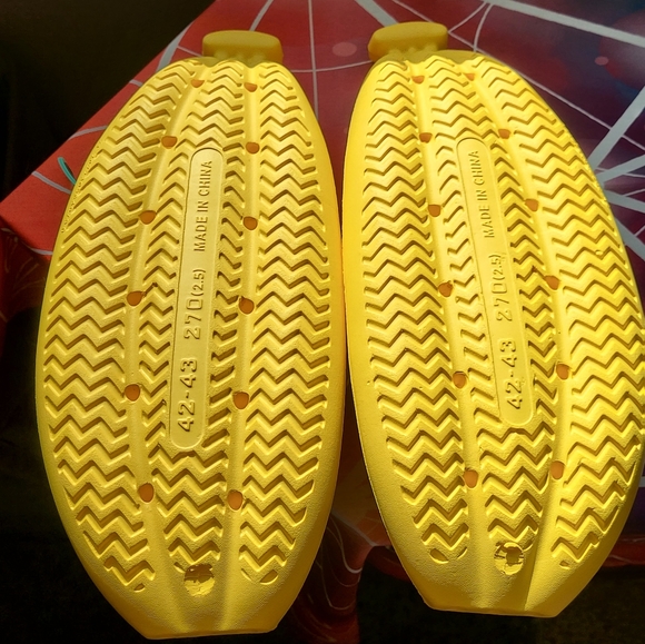 LAST ONE! Brand new squishy 🍌 banana sandals - Picture 8 of 15